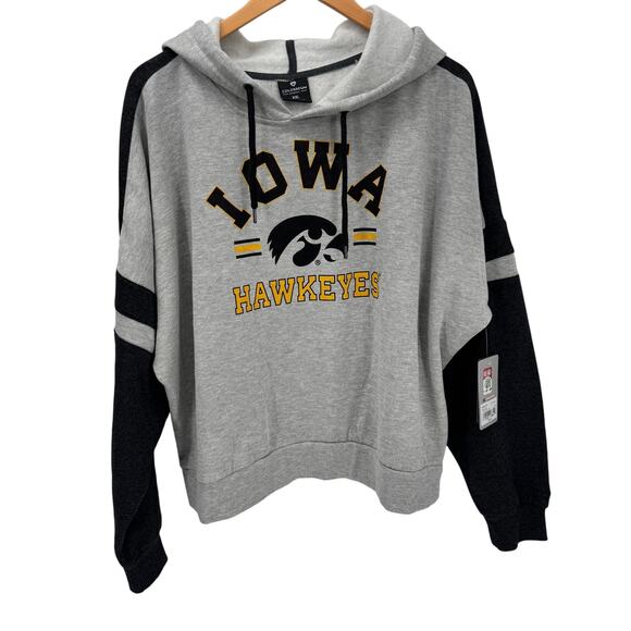 Iowa Hawkeyes Hoodie Womens XXL Gray Pullover Fleece Lined COMFY Colosseum NEW - Picture 1 of 9